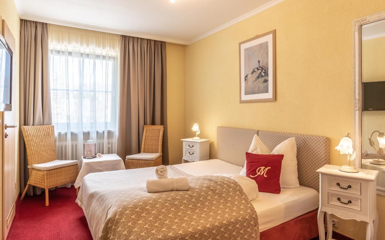 Hotel Mutz Garni イニング・アム・アマーゼー エクステリア 写真