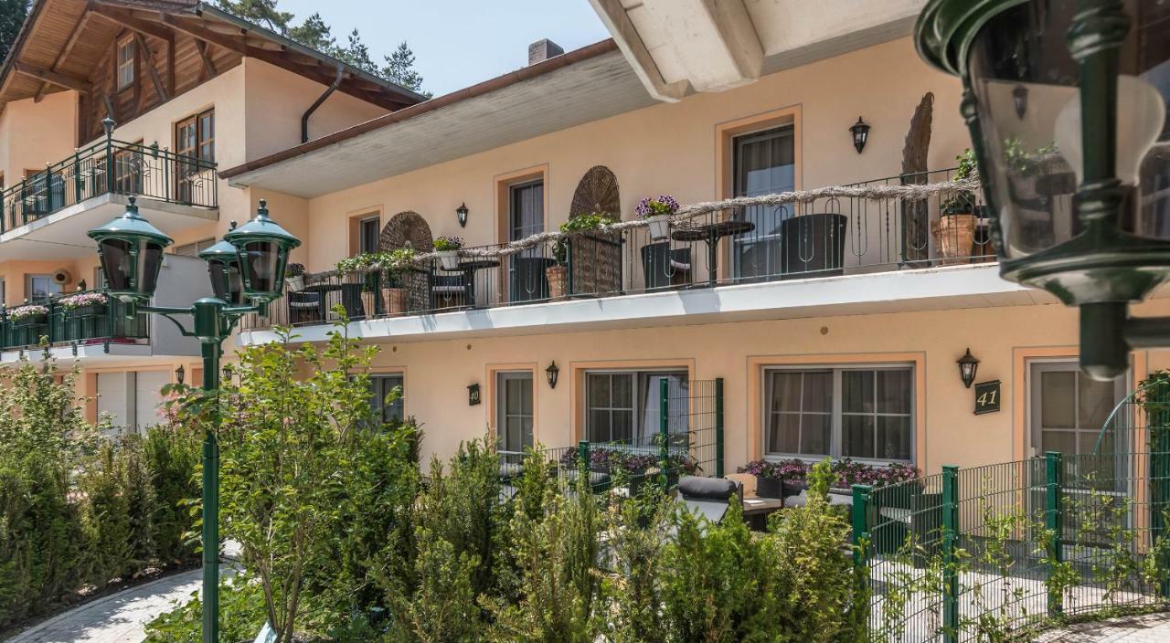 Hotel Mutz Garni イニング・アム・アマーゼー エクステリア 写真